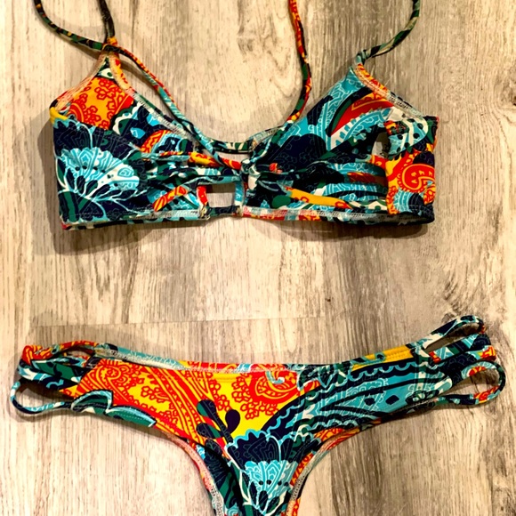 Midori Brazilian Bikini, S - Picture 2 of 6